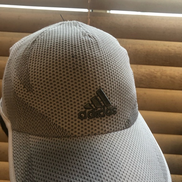 ADIDAS CAP - Picture 7 of 7
